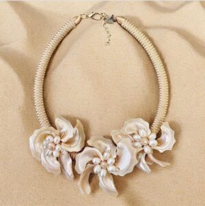 Floral Pearl Necklace