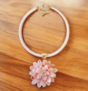 Peach Pendant Flower Necklace
